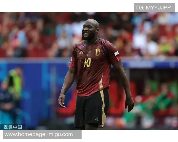 卢卡库:从天才前锋到足球巨星的传奇之路与未来展望 卢卡库:从天才前锋到足球巨星的传奇之路与未来展望